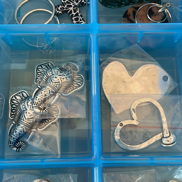 Items to make necklaces …Most purchased through Etsy….comes with container - Picture 3 of 8